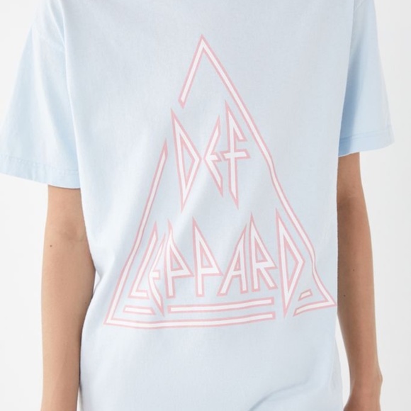 Urban Outfitter Day Brand Def Leppard Oversize Tee - Picture 3 of 4
